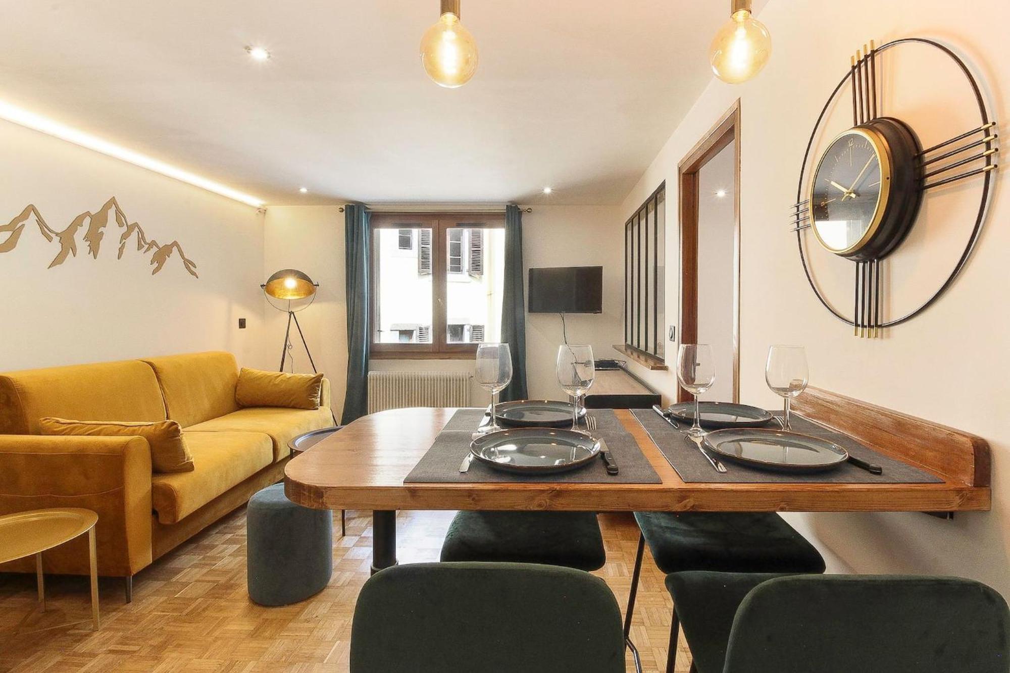 Bellevarde Apt - Newly Renovated - Central - Beside Tmb Start/End Les Houches Exterior foto